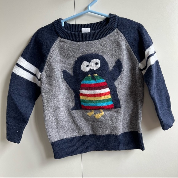 gap penguin sweater